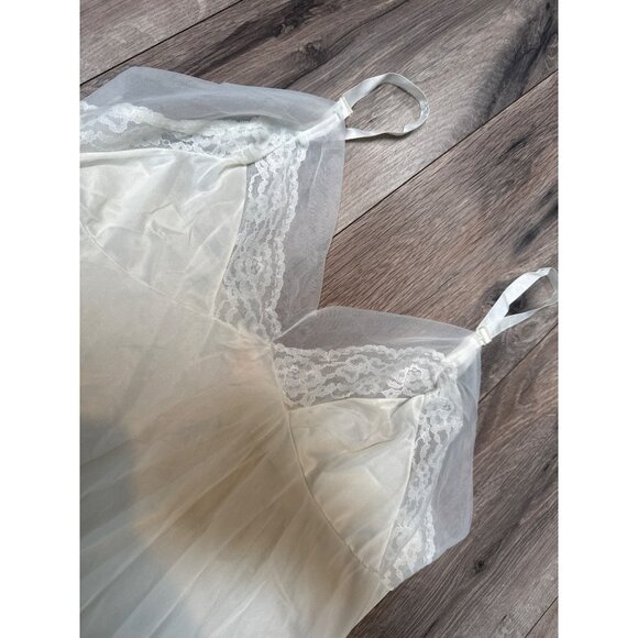 Vintage Lovers Model White Slip Dress Frosted Lace BabyDoll Croquette Boho Roman - Picture 3 of 9